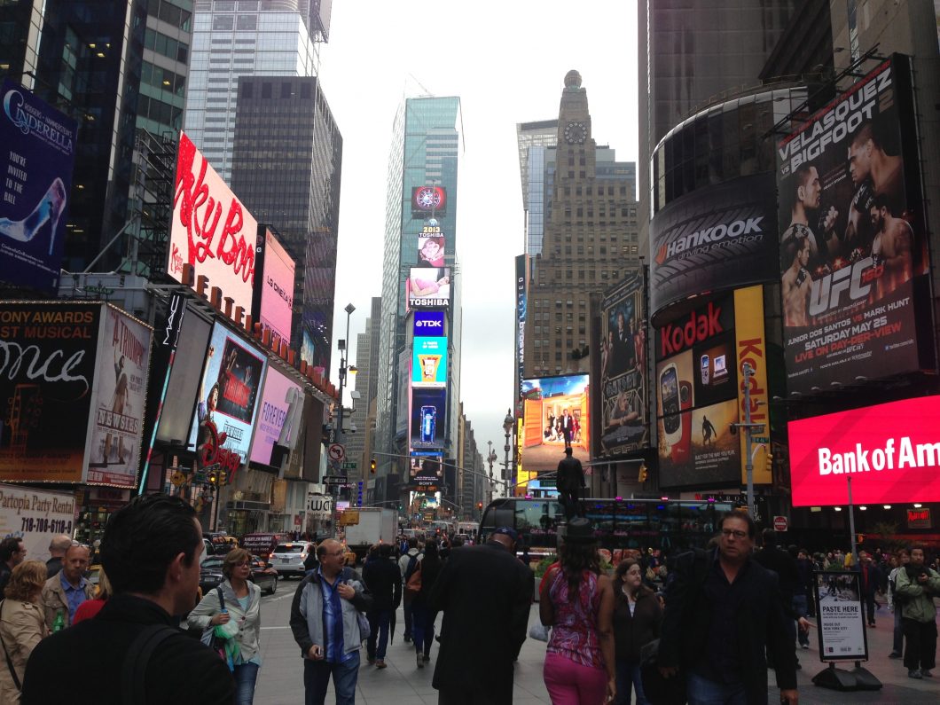 bonnie gillespie times square
