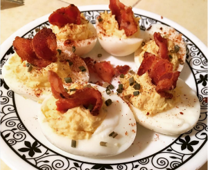 R1D18 deviled eggs with sugar-free bacon flags