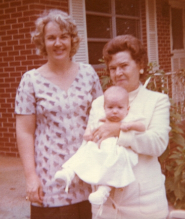 Charlsie Gillespie, Cleo Simonds, Bonnie Gillespie 1970