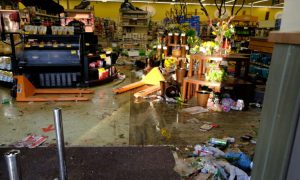 Looted -- Vons on Lincoln in Santa Monica, June 1, 2020